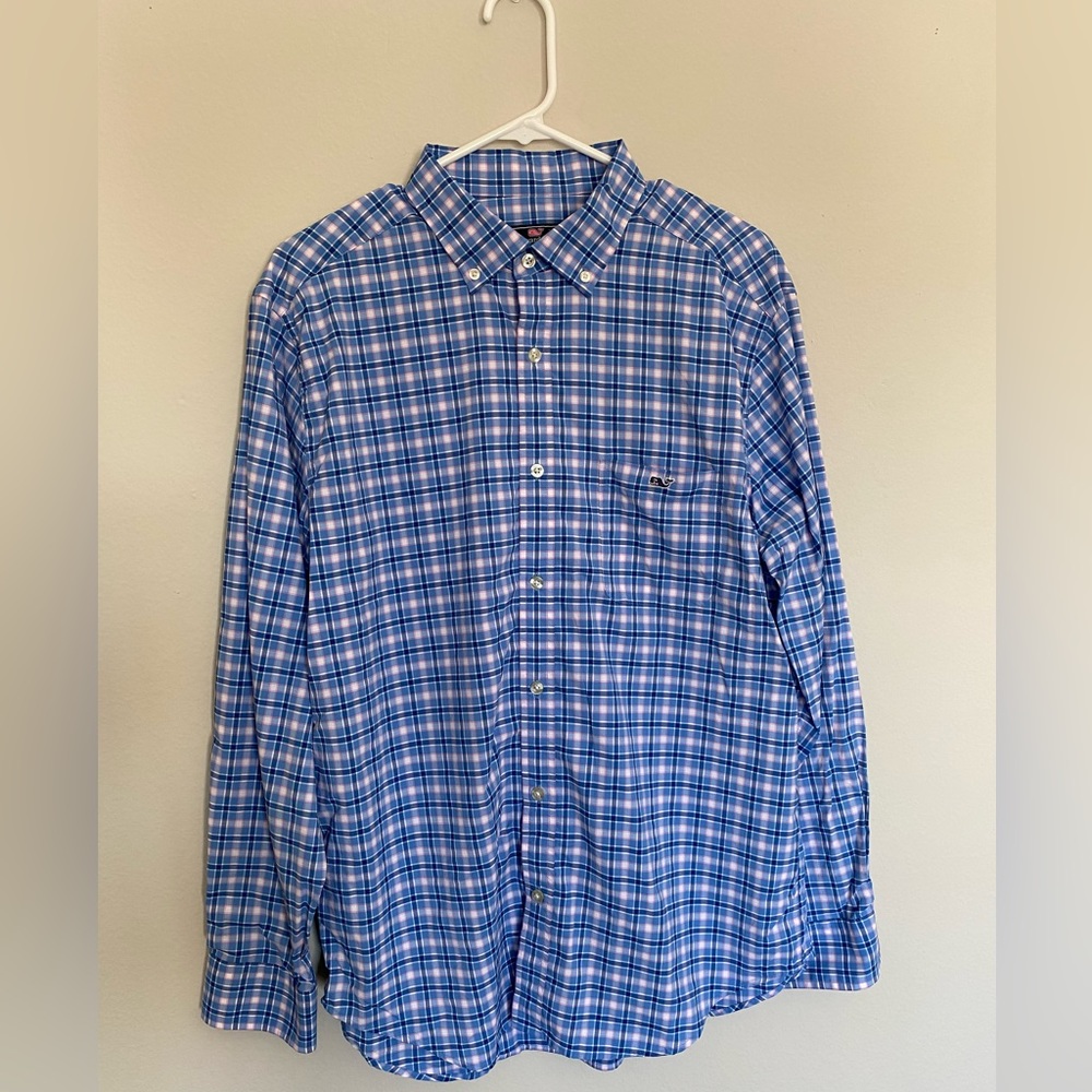 Vineyard Vines Large Performance button down shirt
